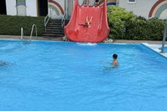 Im Freibad Friedberg 3. Klasse